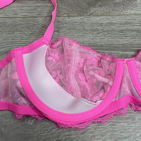 Victoria’s Secret Dream Angels Push Up Without Padding Pink Underwire Bra 34D - Picture 12 of 16